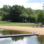 Mit Blick Auf Spree In Lübben