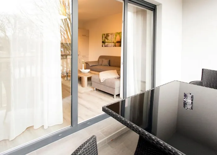 Mit Blick Auf Spree In Lübben