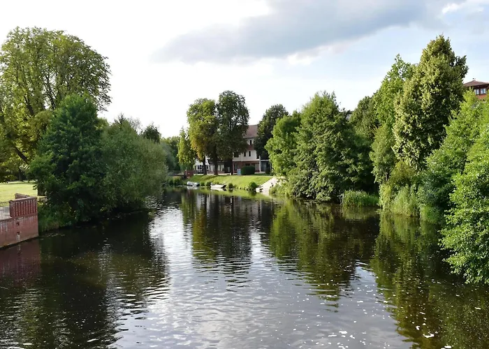 Mit Blick Auf Spree In *